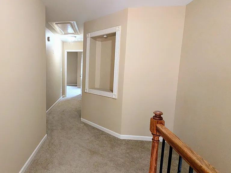 300 Knelston Oak Dr — Photo 8