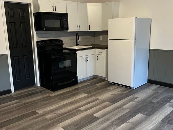 28 S Main St #7