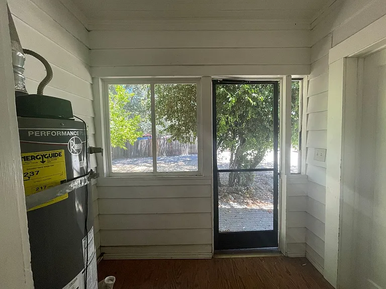 9230 Curbaril Ave — Photo 21