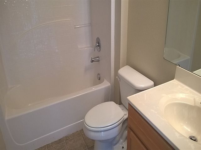 1st image of 826 Halifax Dr #0