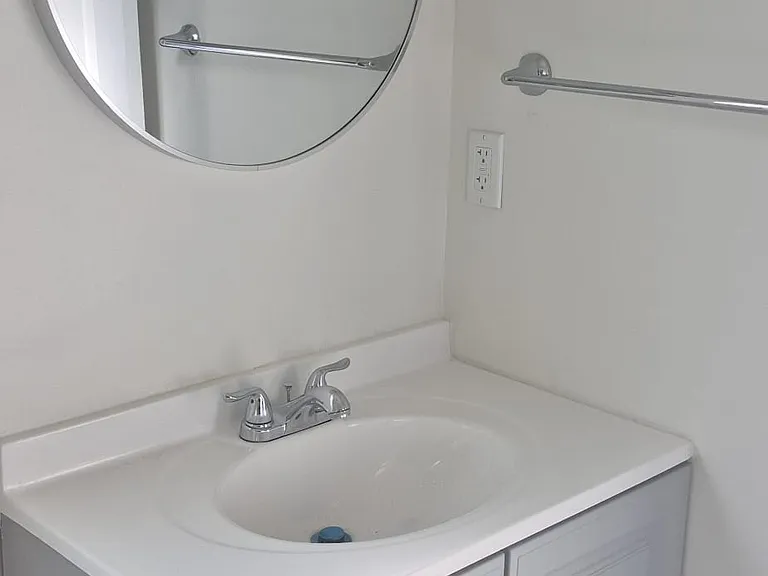 21212 Marigold Ave — Photo 6