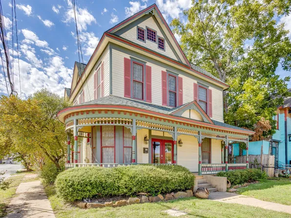 201 N Anglin St, Cleburne, TX 76031