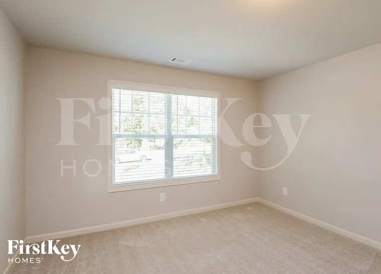 4009 Windsor Trl — Photo 11