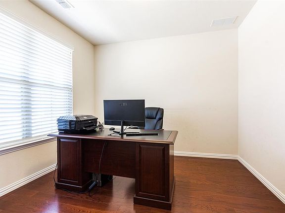 2nd image of 3468 Canyon Lake Dr