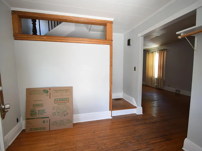 13 Rising Pl — Photo 2