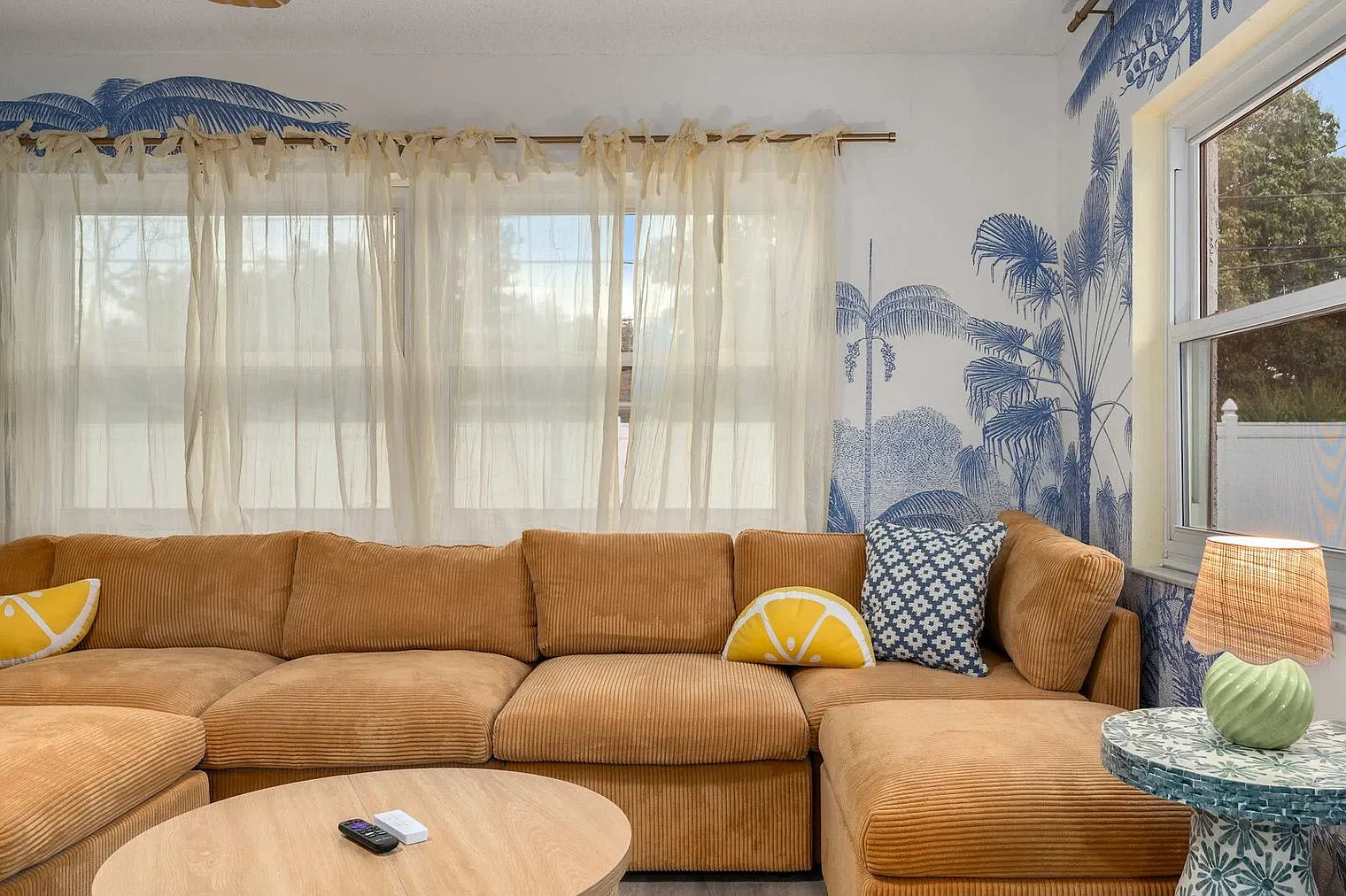 4 bed, 2.0 bath, 1819 sqft, $10,066 — Photo 1