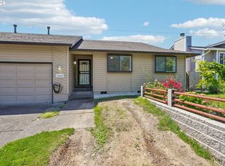 14852 NE Graham St, Portland, OR 97230