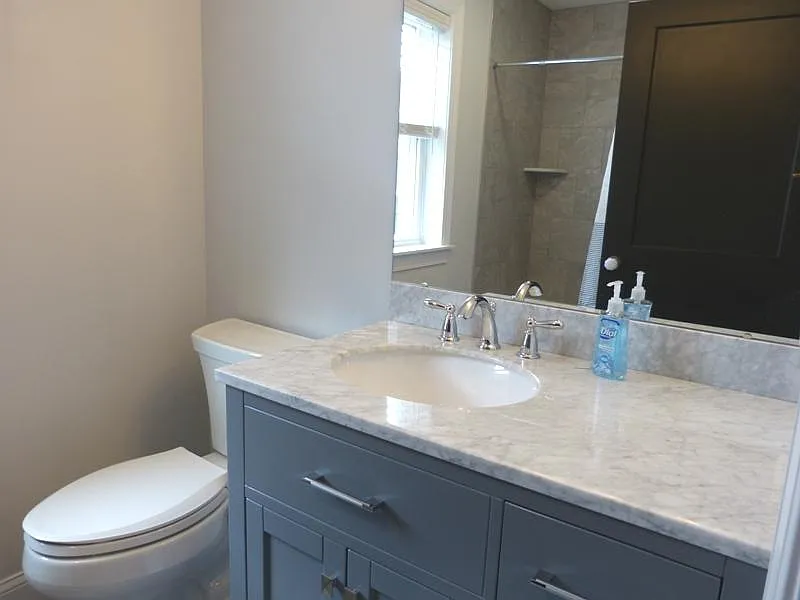 2717 Asbury Ave — Photo 4