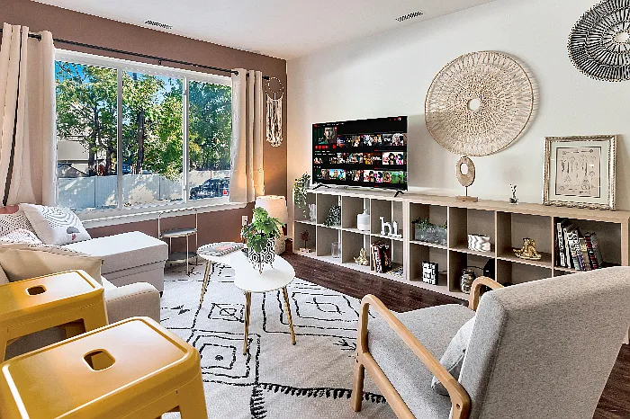 2 bed, 1000 sqft, $1,599 — Photo 4