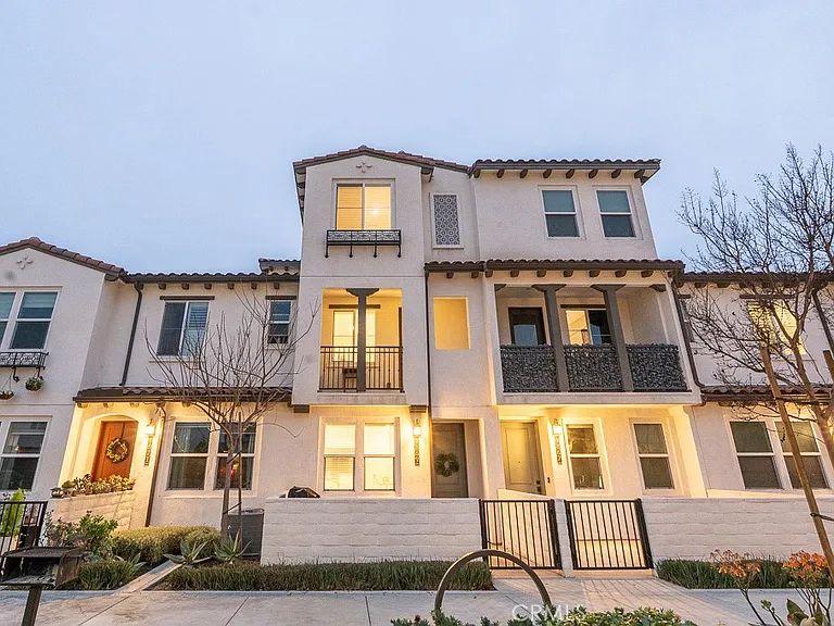 9869 Bria Ln — Photo 24