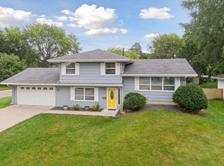 3332 Yukon Ave N, New Hope, MN 55427