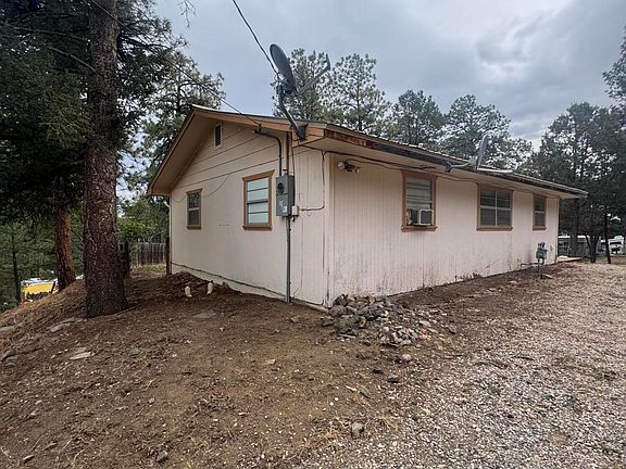 2nd image of 117 Skylane Rd