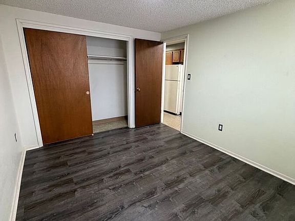 4th image of 3305 S Clarkson St APT 303