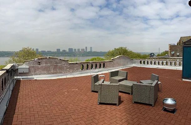Rented by Keller Williams NYC | media 9