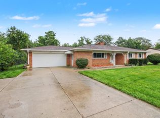 1254 Arrowhead Dr, Burton, MI 48509