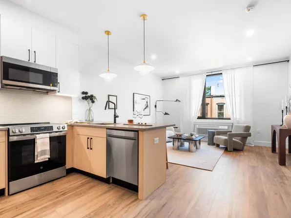 500 Communipaw Avenue image 3 of 22