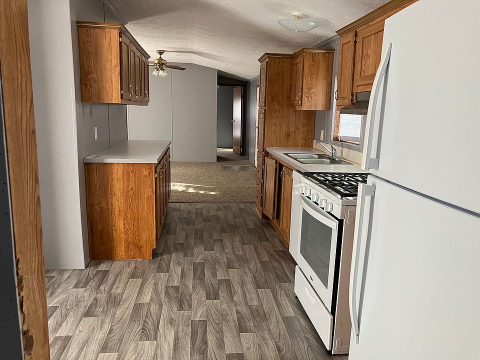 2nd image of 212 Venus Dr