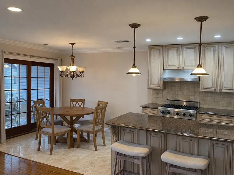 537 Correll Ave #B — Photo 3