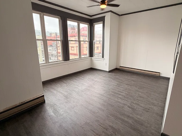 4 S Jardin St #2 — Photo 3