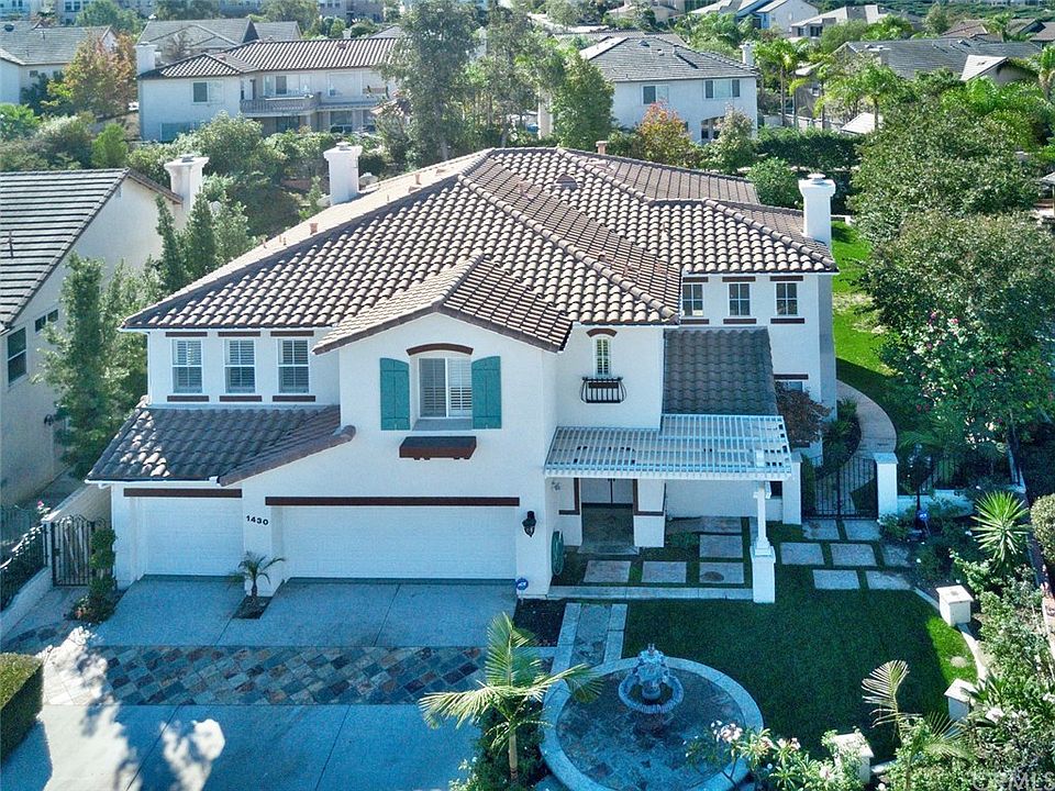 2nd image of 1430 W Boros Ct