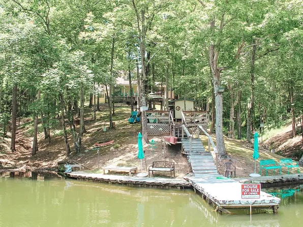 1721 Minnie Knight Rd, Titus, AL 36080