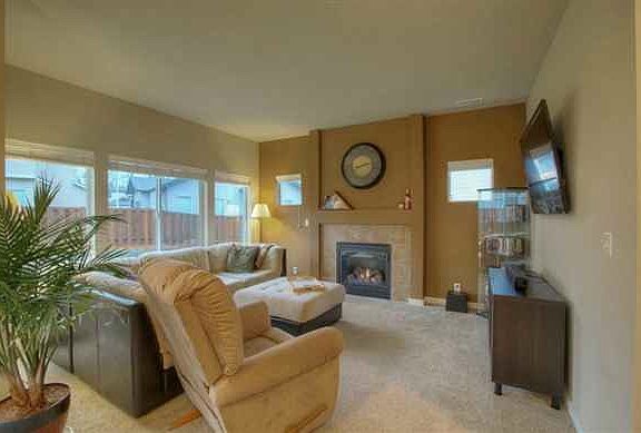 2nd image of 6230 Wesley Pl SE