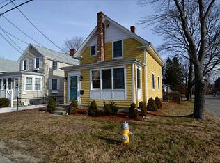 222 Narragansett Ave, Barrington, RI 02806