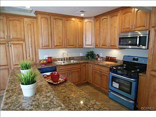 3rd image of 15770 Country Club Dr