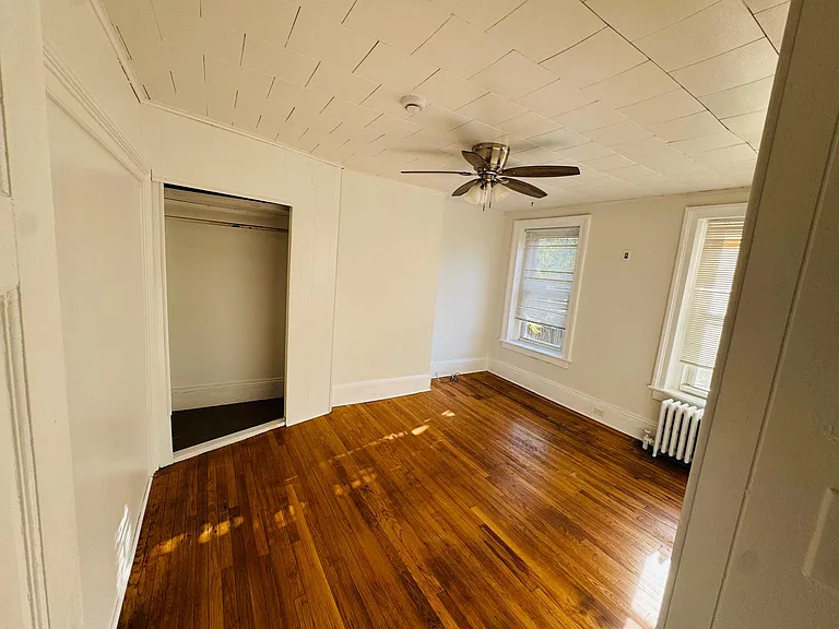 51 Mine St — Photo 11