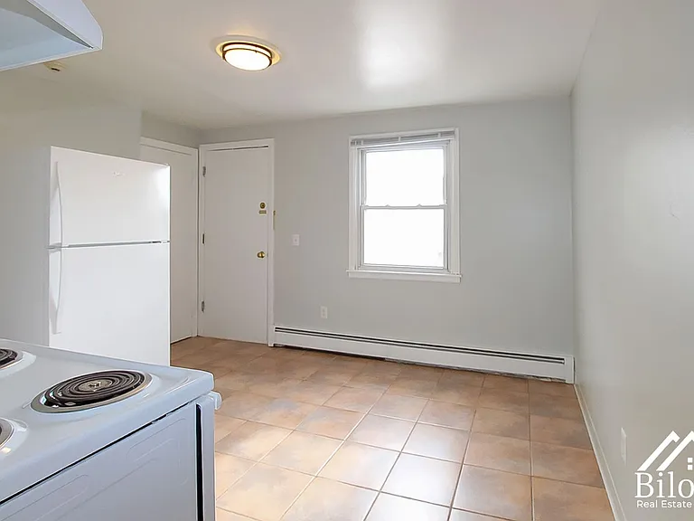 Hillside Terrace Apartments — Photo 164