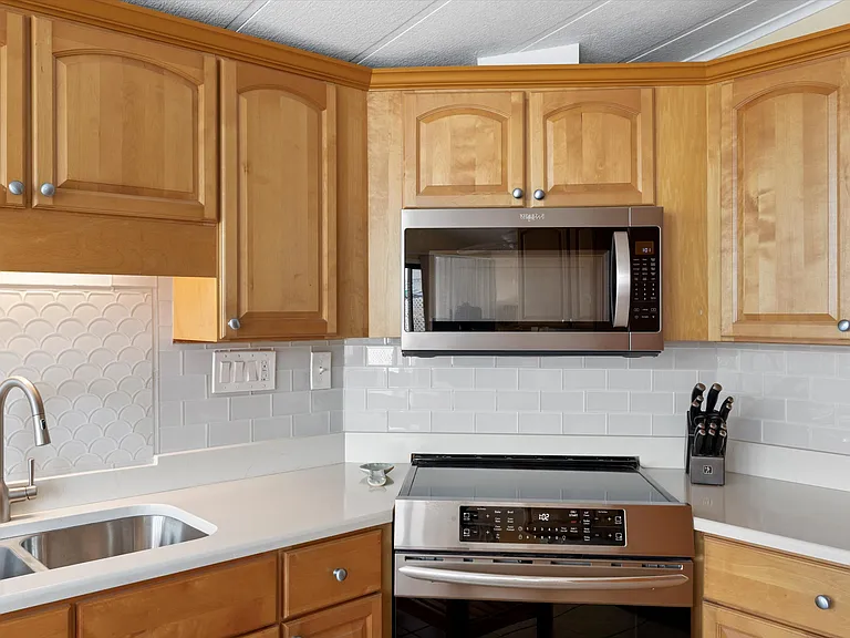 701 Spanish Main Dr #415 — Photo 15