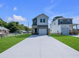 402 Bullock St, Suffolk, VA 23434