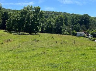 Stiner Rd, Sharps Chapel, TN 37866