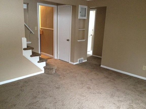 4th image of 27690 Fullerwood Dr