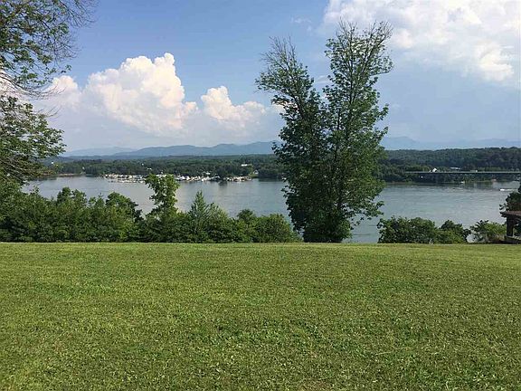4th image of Waterwood Ct Lot 26