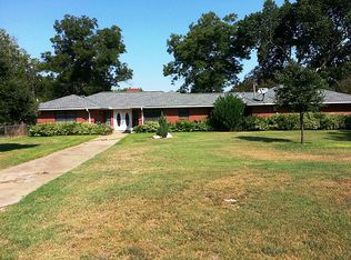 309 W Gregg St, Calvert, TX 77837