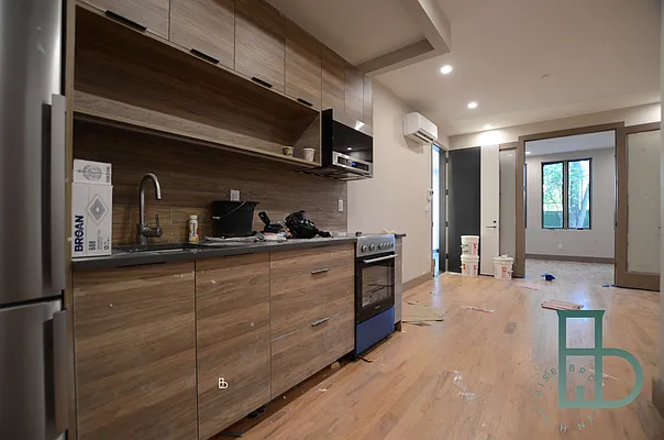 Rented by Brooklyn High Rise LLC | media 26