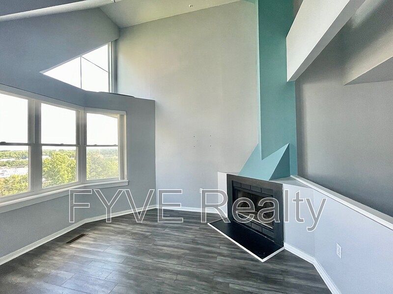 1st image of 301 S Reynolds St APT 612