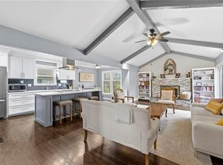 10014 Rosehill Rd, Lenexa, KS 66215