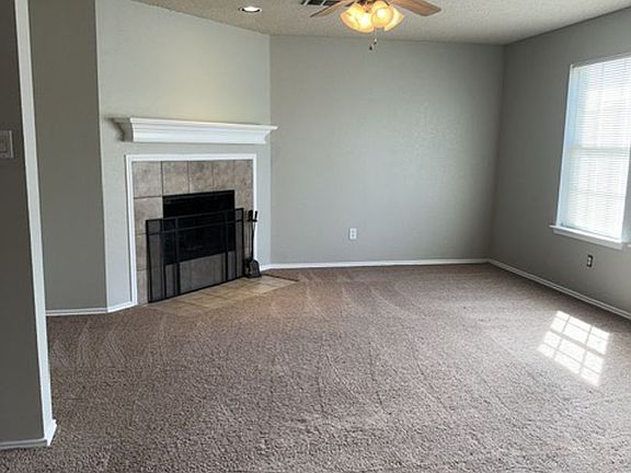 5th image of 2411 Canyon Springs Dr