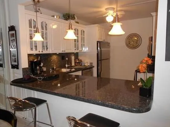 211 S Ocean Dr APT 202, Hollywood, FL 33019