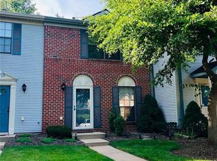 26 Kirby Ln #122, Franklin Park, NJ 08823