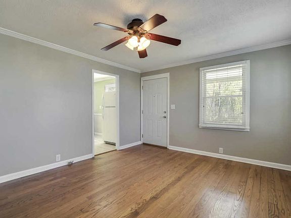 5th image of 516 Jackson Ave