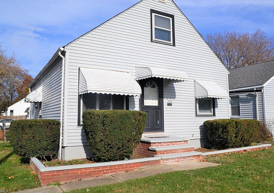 1st image of 18916 Parkmount Ave