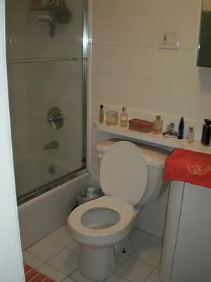 Rented by Frank Valvo Real Estate | media 30