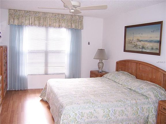 5th image of 600 Apple Ln