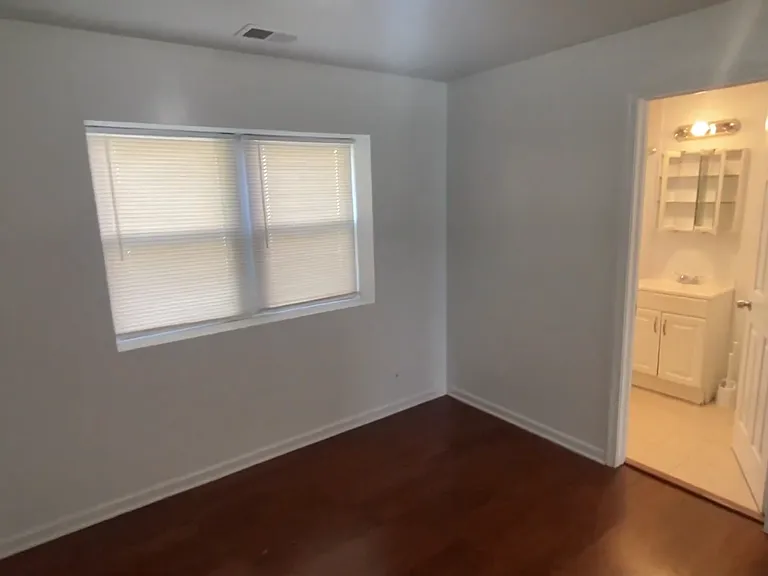 2542 W Fitch Ave #3 — Photo 7