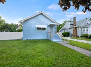 1420 S 17th Ave, Maywood, IL 60153