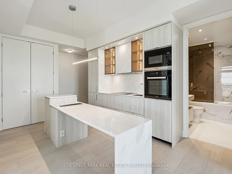 11 Yorkville Ave #4302 — Photo 9