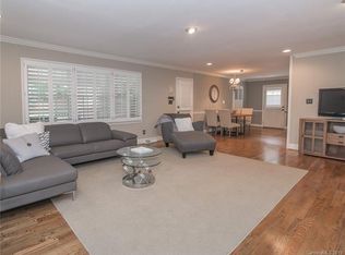 3900 Braxton Dr, Charlotte, NC 28226